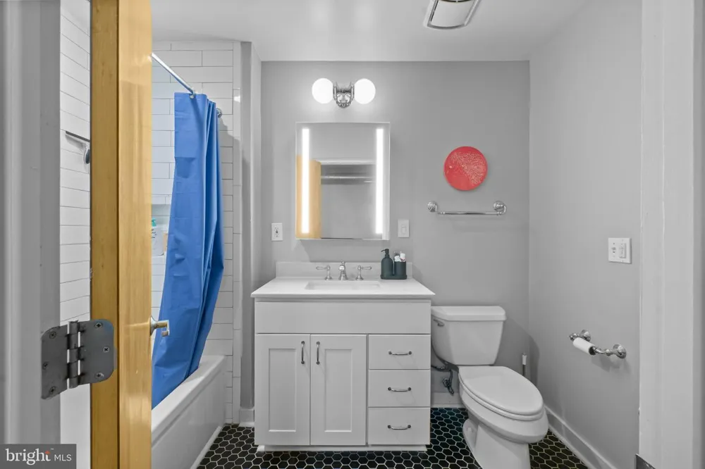 104 W MADISON STREET #1 Baltimore, MD 21201