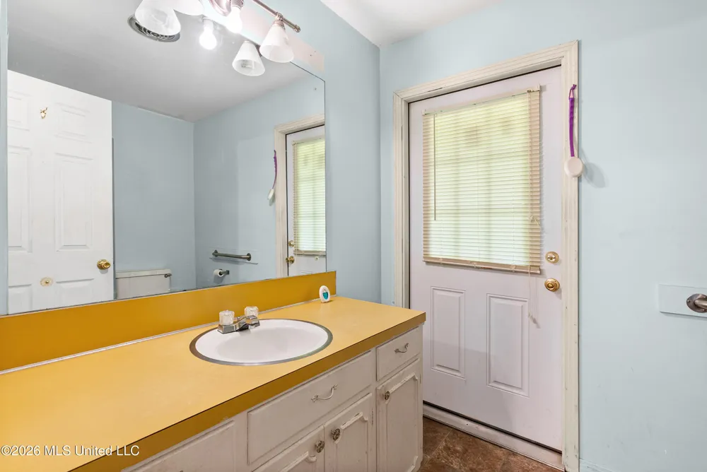 405 S Pocahontas Street Sardis, MS 38666