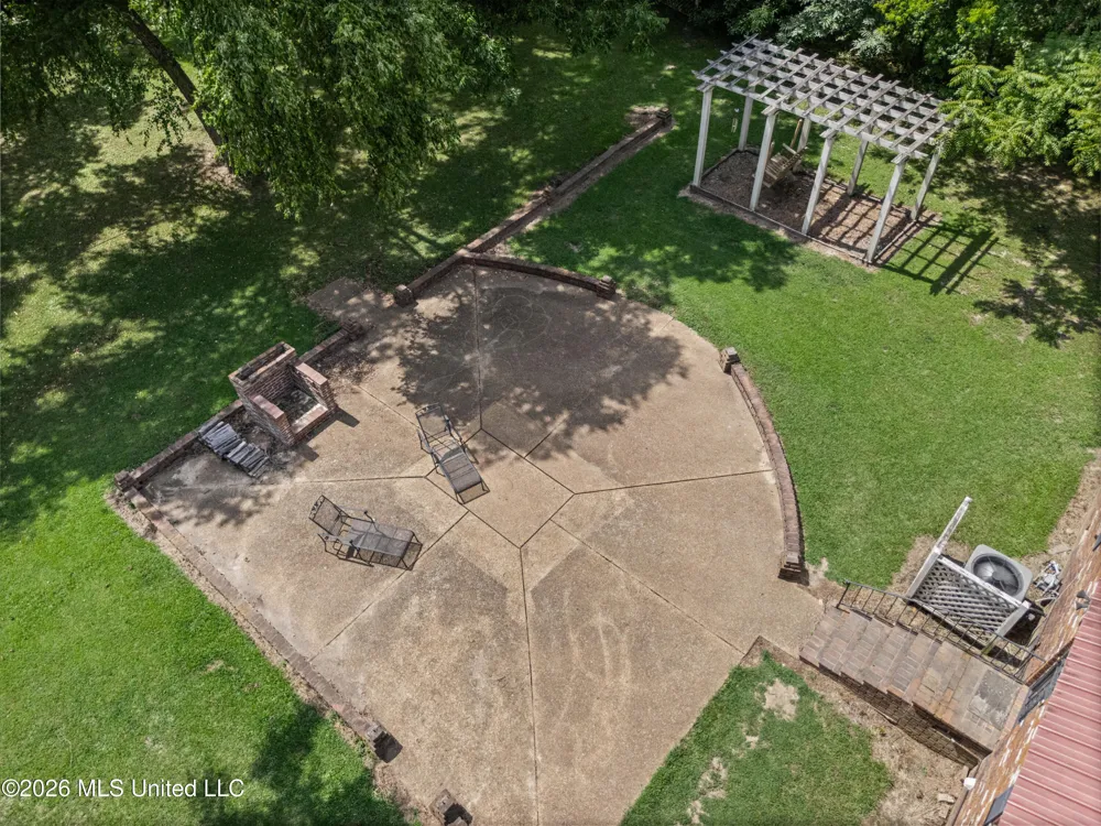405 S Pocahontas Street Sardis, MS 38666