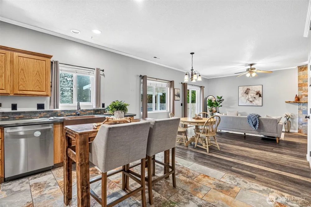 5605 NE 55th Circle Vancouver, WA 98661