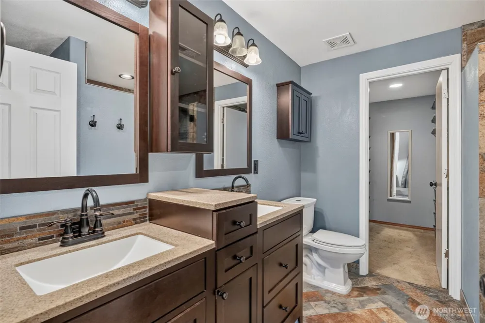 5605 NE 55th Circle Vancouver, WA 98661