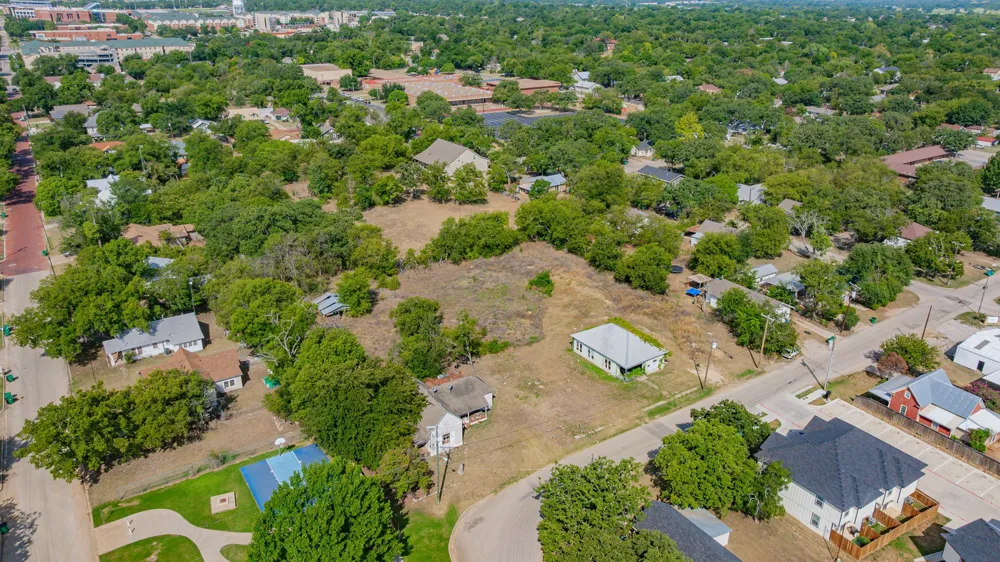 640 Mccart Street Stephenville, TX 76401
