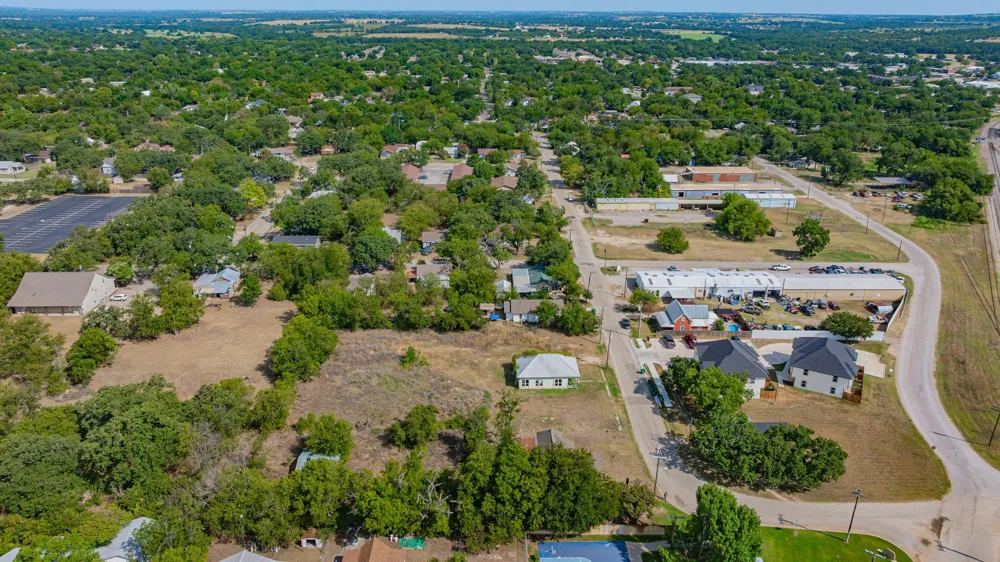 640 Mccart Street Stephenville, TX 76401
