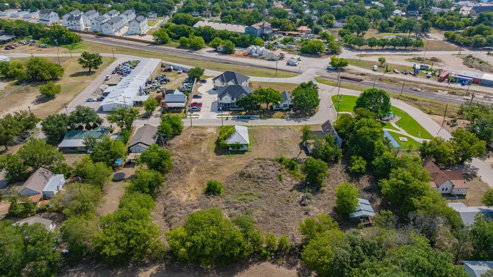 640 Mccart Street Stephenville, TX 76401