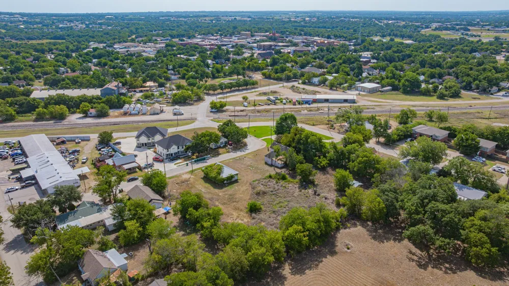 640 Mccart Street Stephenville, TX 76401