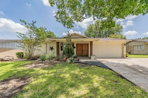 3312 Sharon Circle