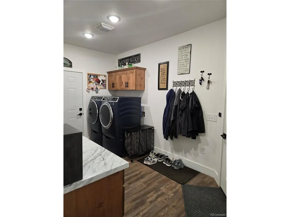 1245 Jasmine Street Burlington, CO 80807