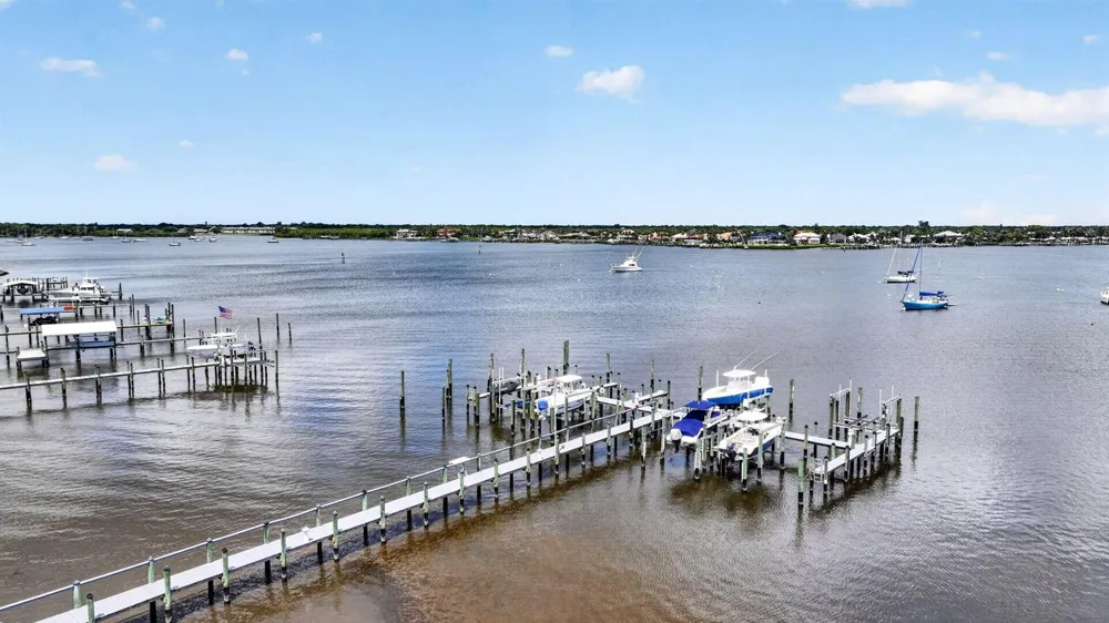 624 SW St Lucie Crescent #208 Stuart, FL 34994