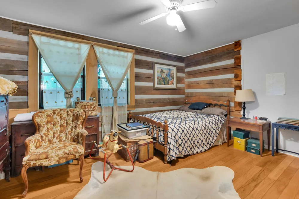 3701 Oakwood Church Rd Cedar Hill, TN 37032