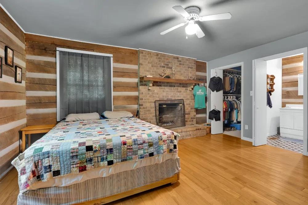 3701 Oakwood Church Rd Cedar Hill, TN 37032