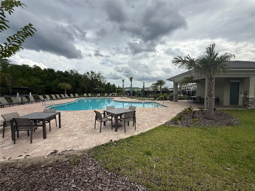 2563 SKYLINE LOOP Kissimmee, FL 34758