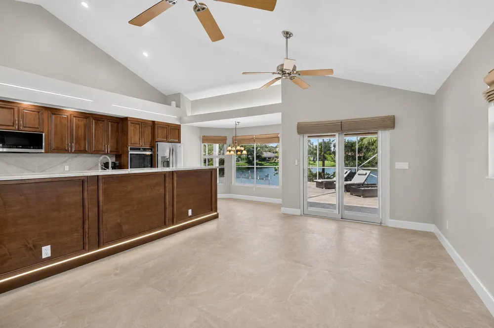 9410 Sea Turtle Manor Plantation, FL 33324