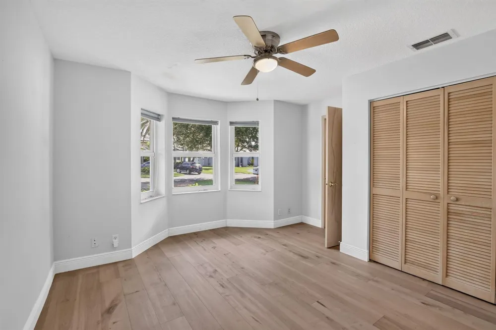 9410 Sea Turtle Manor Plantation, FL 33324