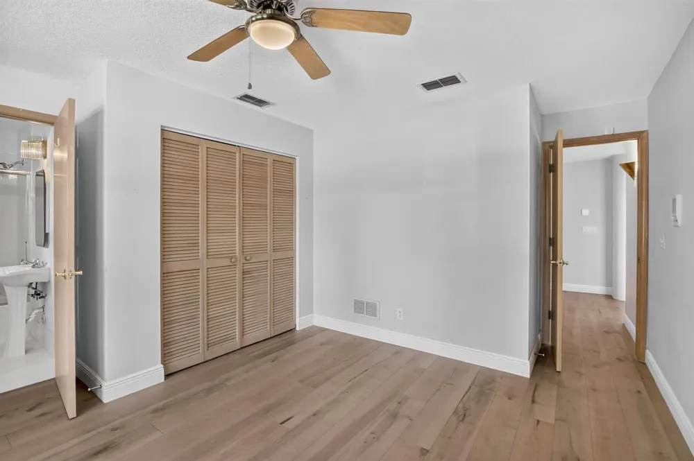 9410 Sea Turtle Manor Plantation, FL 33324