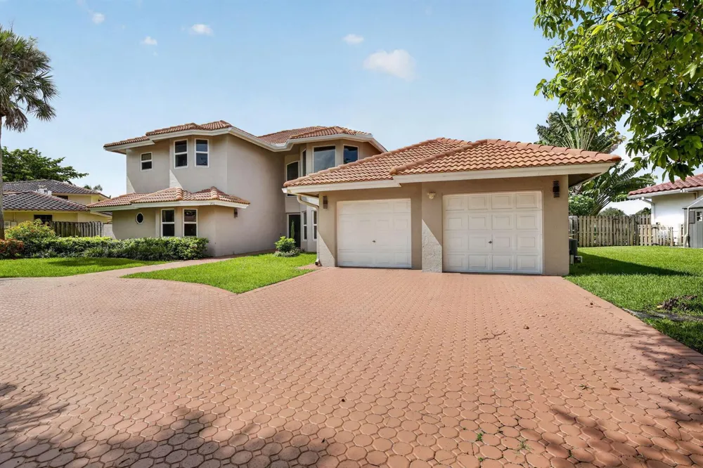 9410 Sea Turtle Manor Plantation, FL 33324