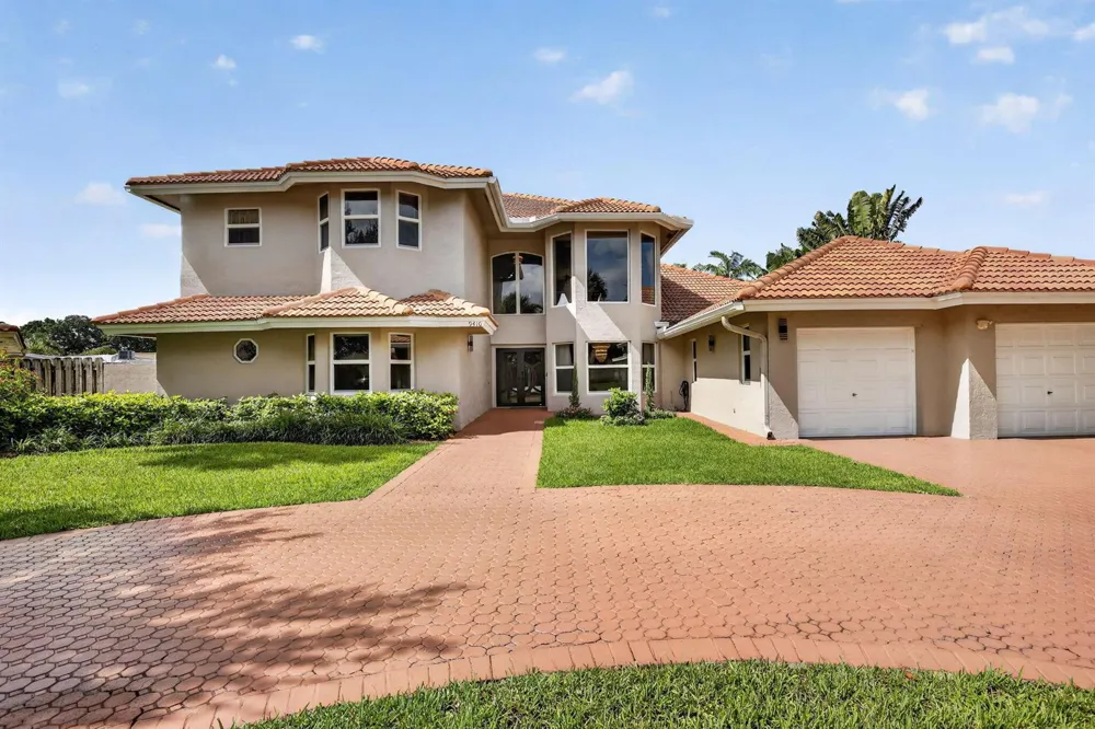 9410 Sea Turtle Manor Plantation, FL 33324