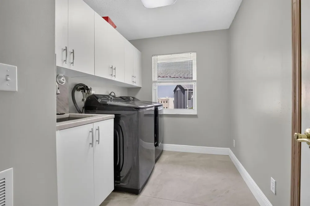 9410 Sea Turtle Manor Plantation, FL 33324