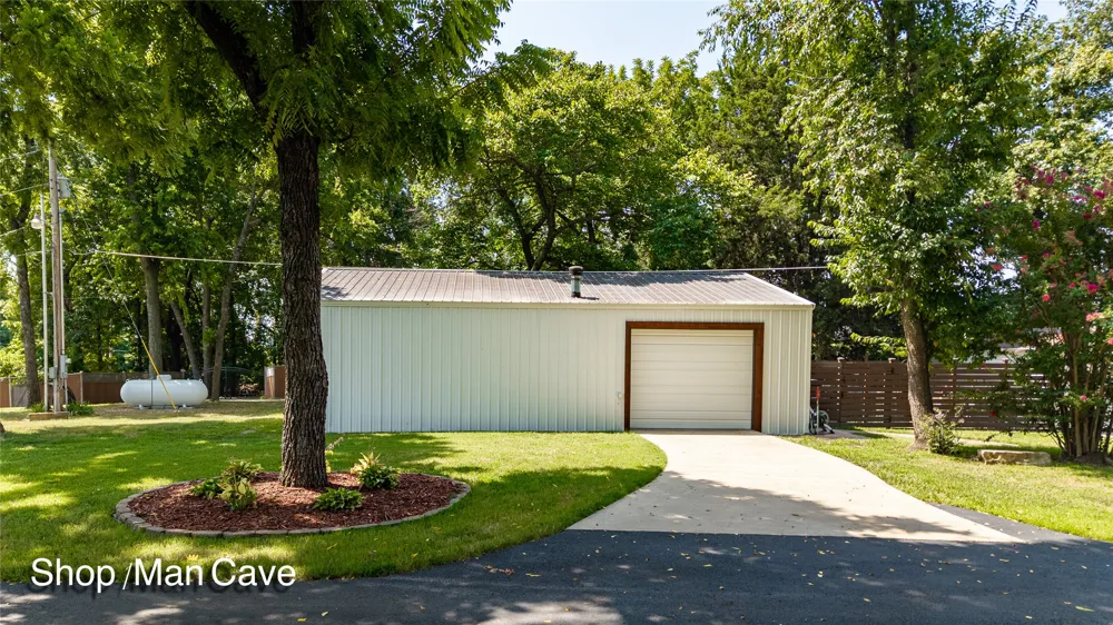 30181 S 563 ROAD Afton, OK 74331