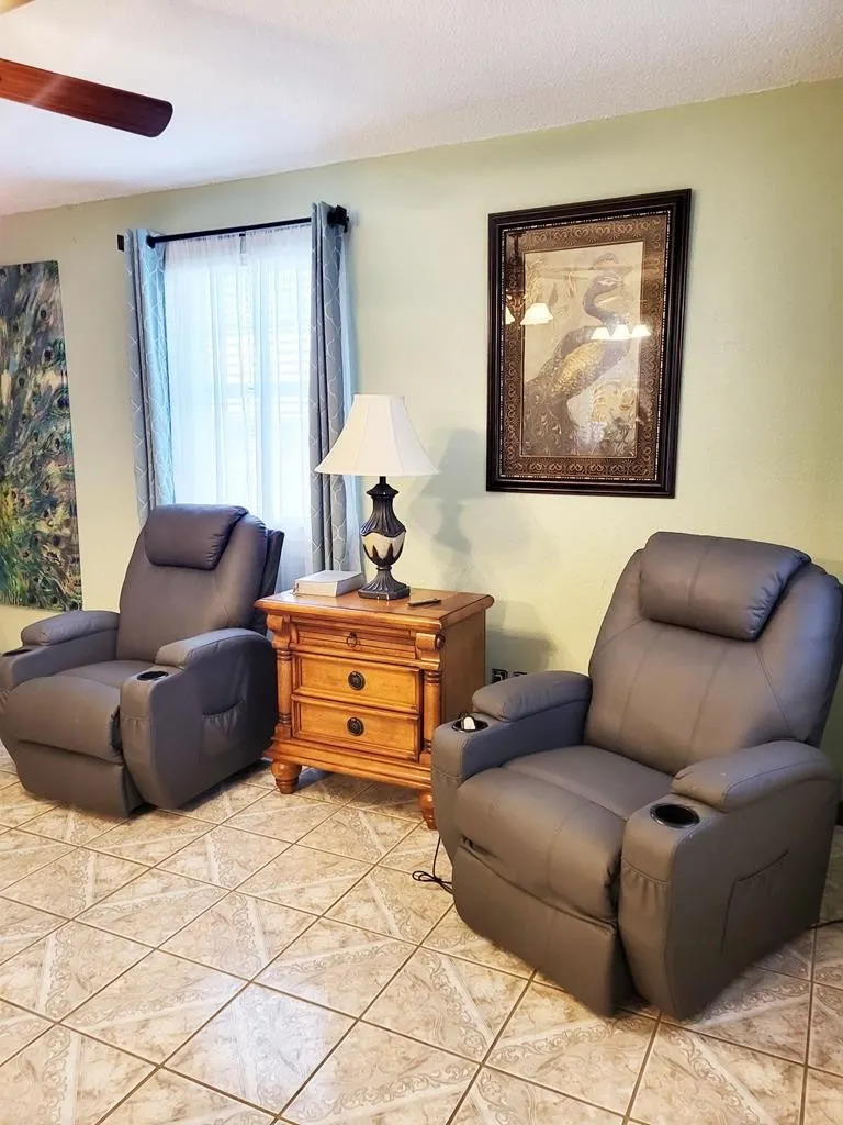 4446 Fm 607 S Larue, TX 75770