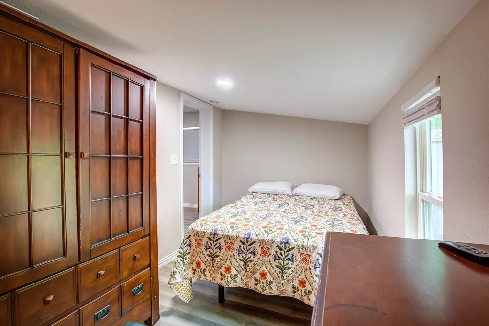 1101 Redoak Drive West Tawakoni, TX 75474