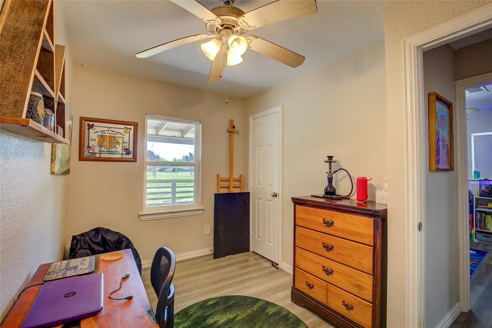 1101 Redoak Drive West Tawakoni, TX 75474