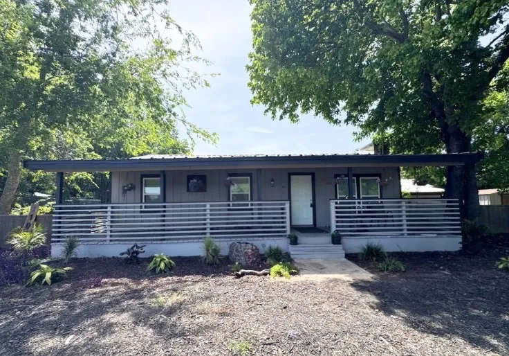 1101 Redoak Drive West Tawakoni, TX 75474