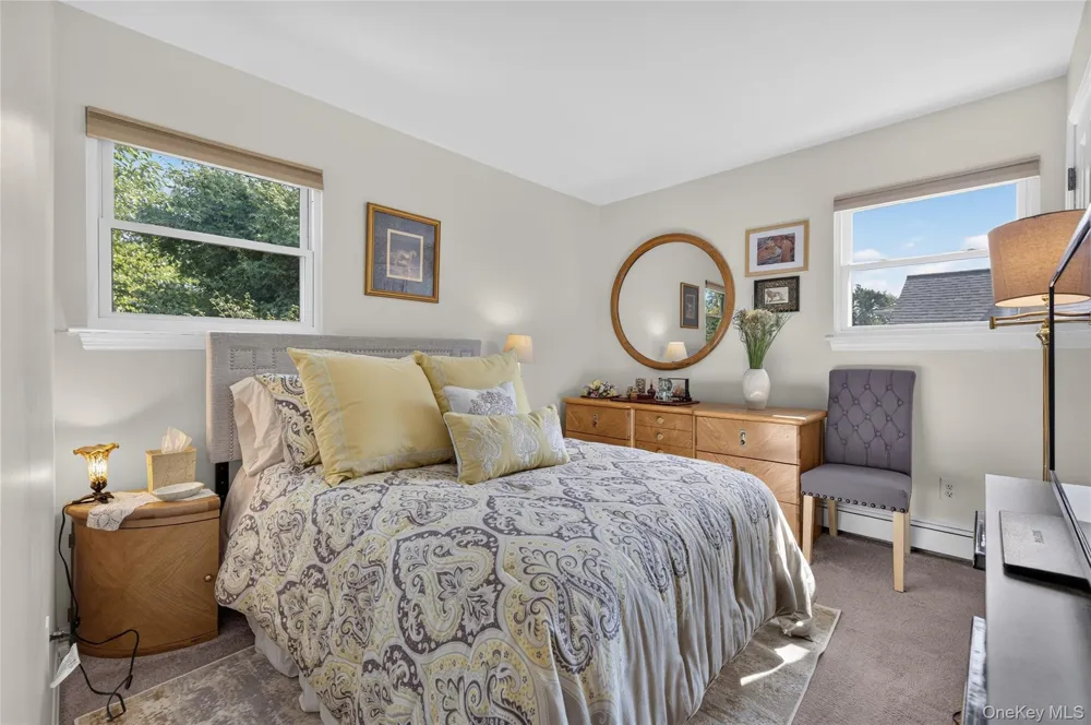 15 1st Avenue Bayville, NY 11709
