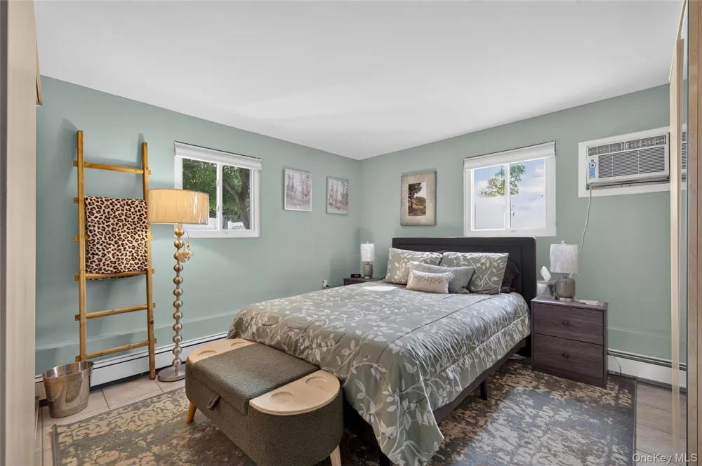 15 1st Avenue Bayville, NY 11709