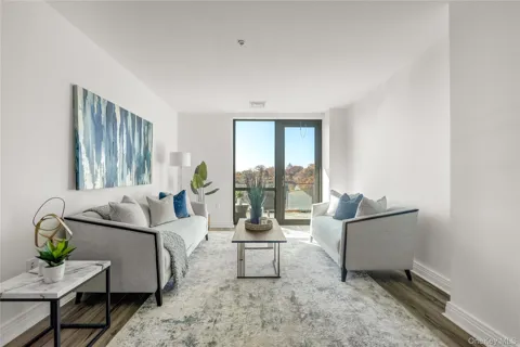 701 Ridge Hill Boulevard #9C