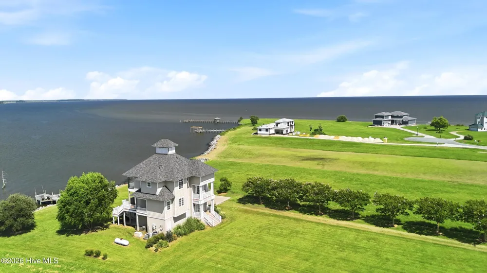 171 Royal Tern Way Hertford, NC 27944