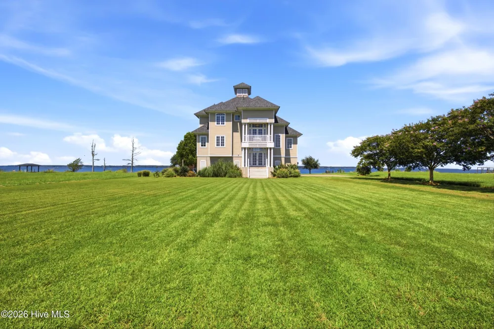 171 Royal Tern Way Hertford, NC 27944