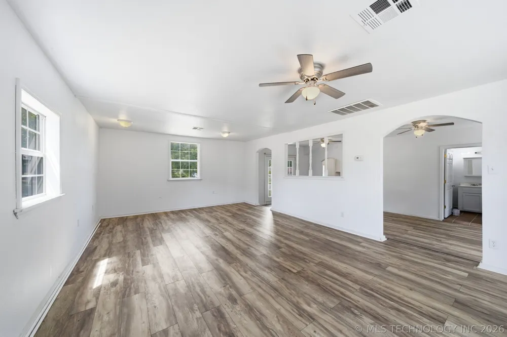 108 7th Avenue Cleveland, OK 74020