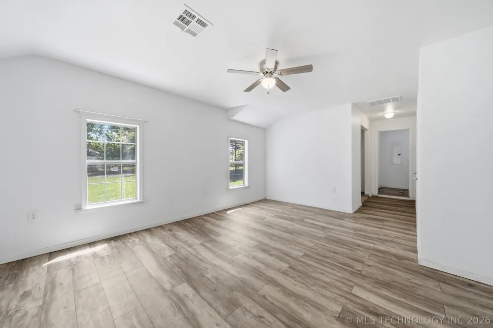 108 7th Avenue Cleveland, OK 74020