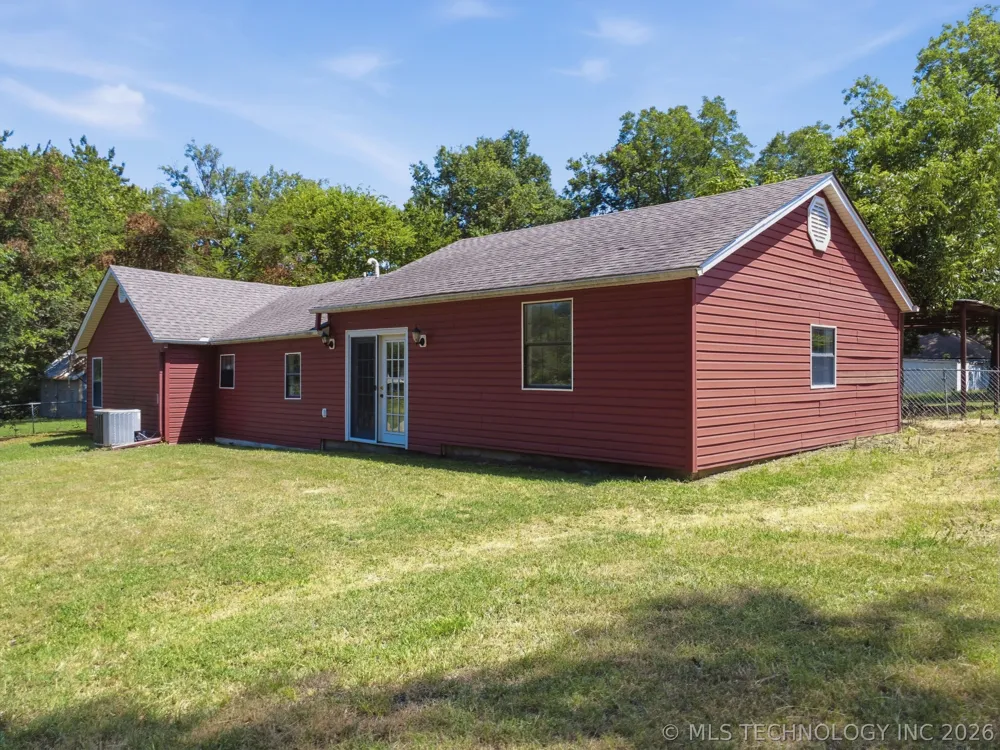108 7th Avenue Cleveland, OK 74020
