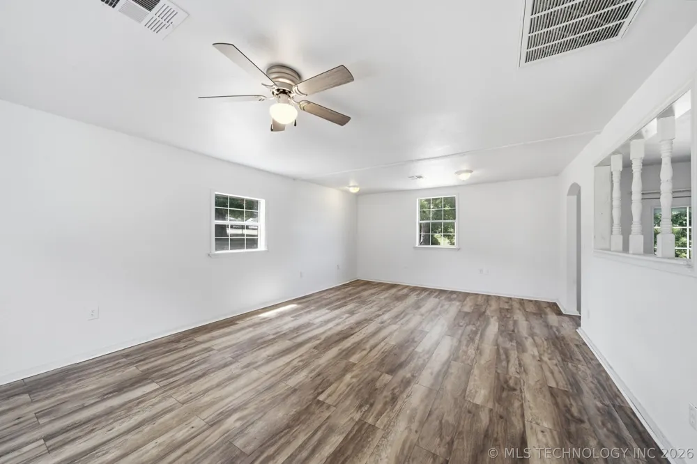 108 7th Avenue Cleveland, OK 74020