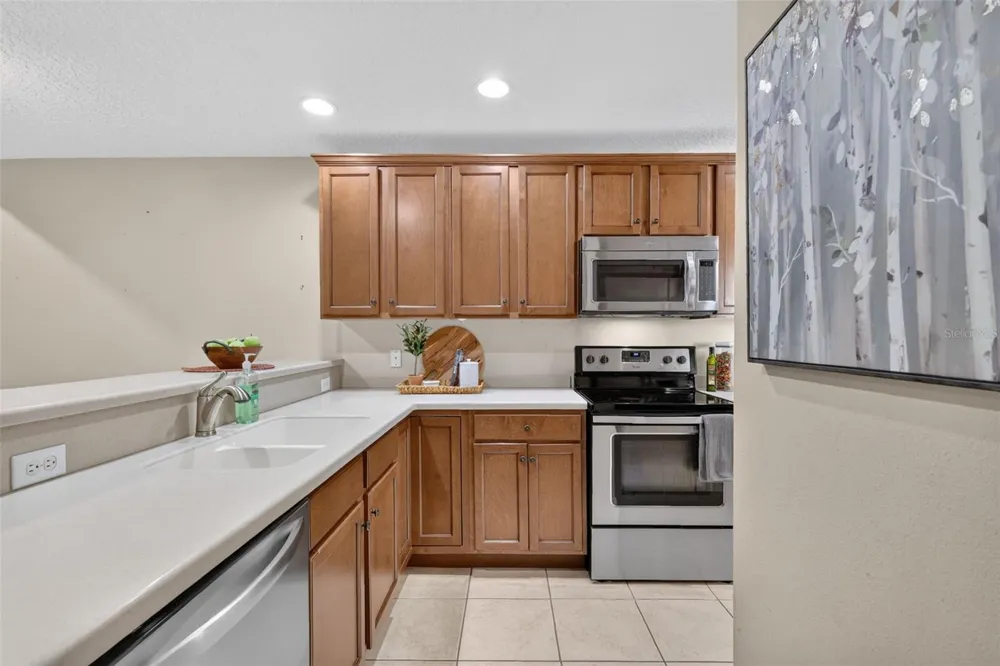 2214 CYPRESS COVE DRIVE #4 Tavares, FL 32778