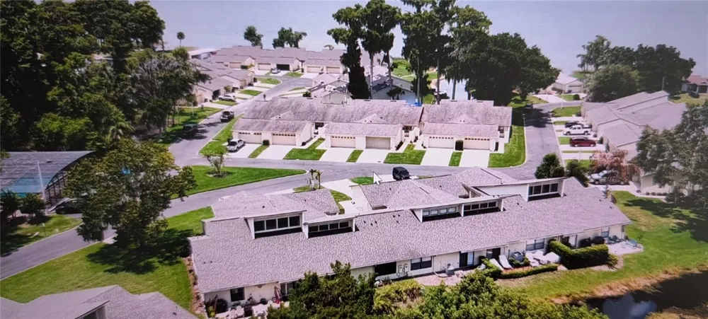 2214 CYPRESS COVE DRIVE #4 Tavares, FL 32778
