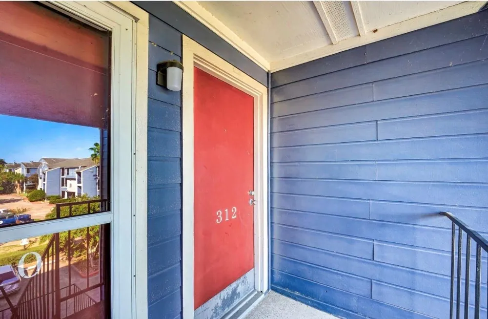 18511 Egret Bay Boulevard #312 Webster, TX 77058