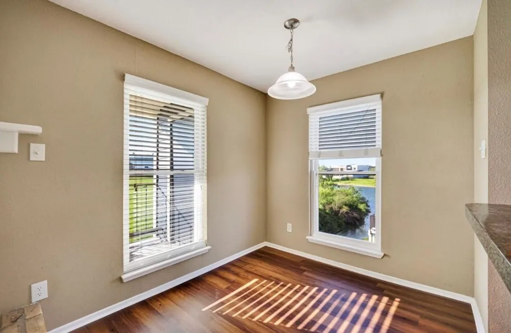 18511 Egret Bay Boulevard #312 Webster, TX 77058