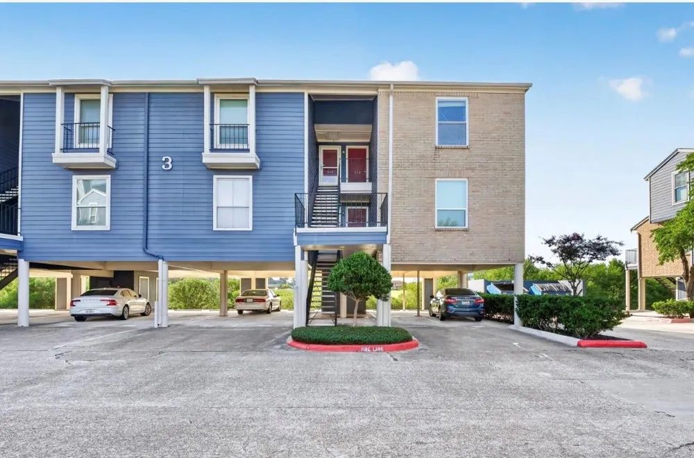 18511 Egret Bay Boulevard #312 Webster, TX 77058