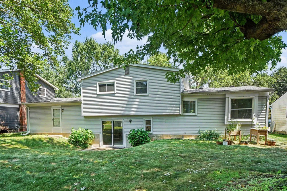 6320 Hampton Street Portage, MI 49024