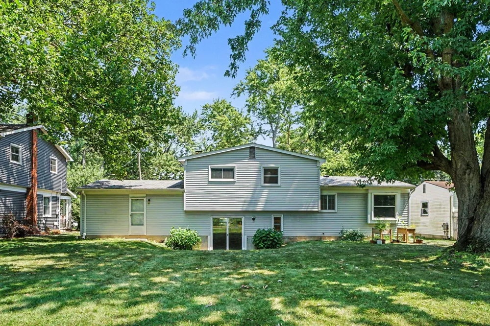 6320 Hampton Street Portage, MI 49024