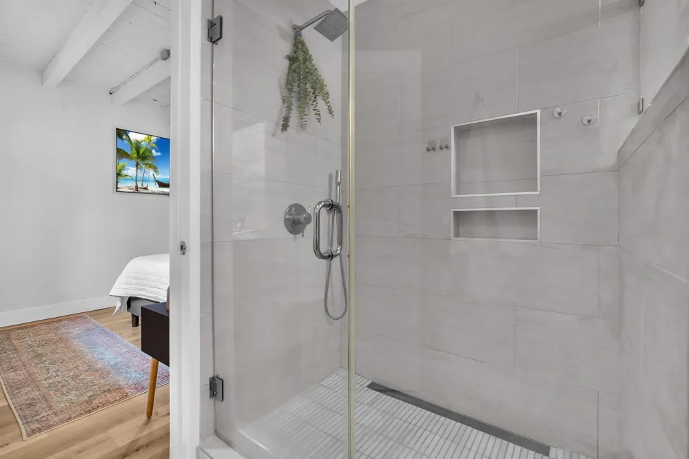 7830 SW 67TH AVENUE South Miami, FL 33143