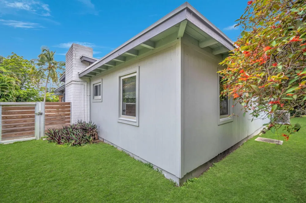 7830 SW 67TH AVENUE South Miami, FL 33143