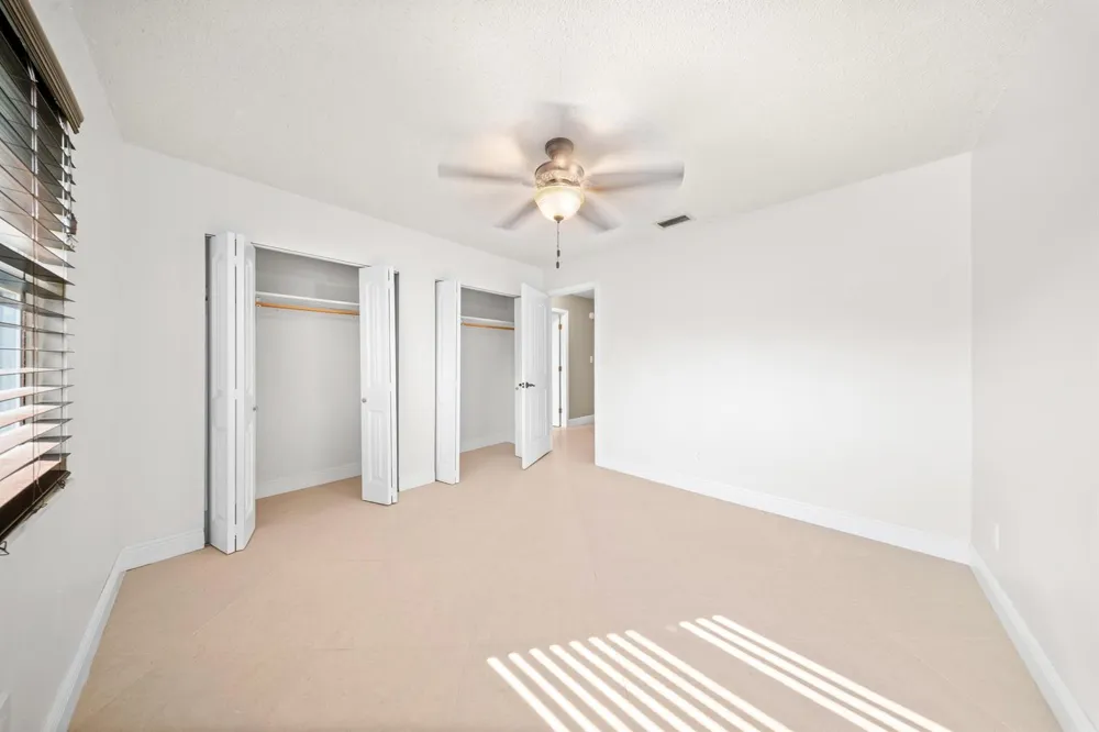 2319 Tamarind Drive Fort Pierce, FL 34949