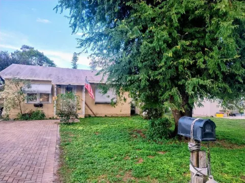 4610 ARLETTE COURT