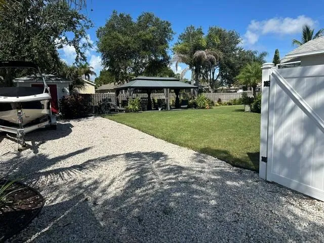2062 SE HARDING STREET Port St. Lucie, FL 34952