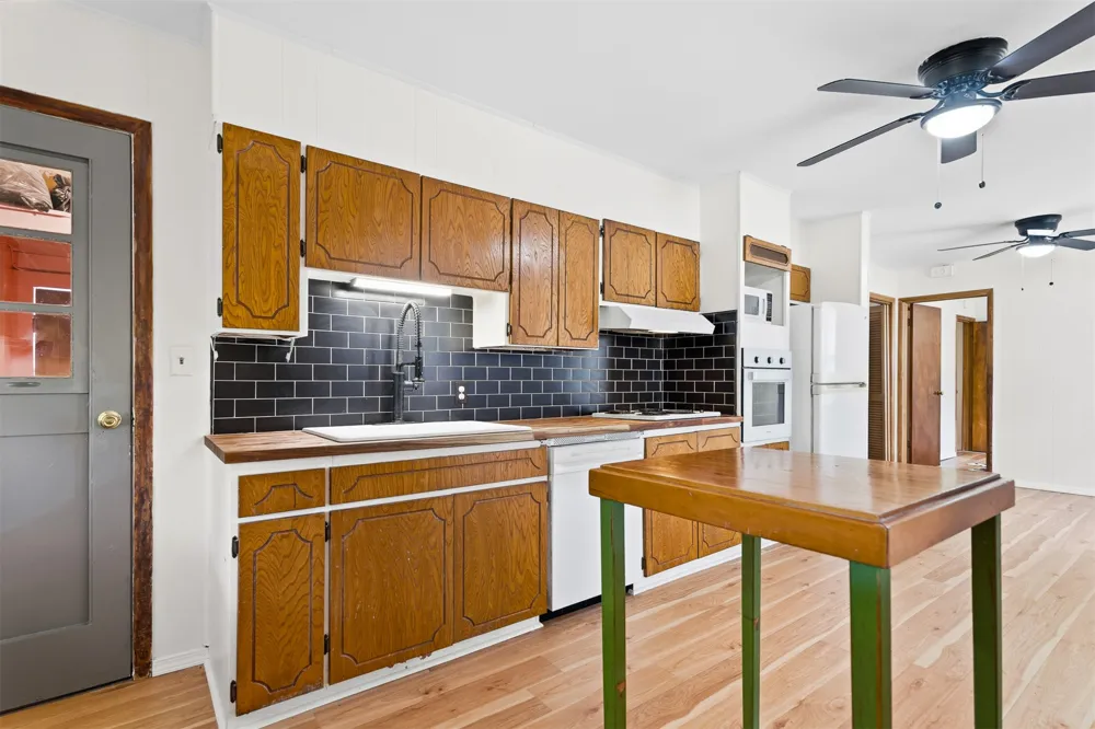 829 W 22nd Ada, OK 74820