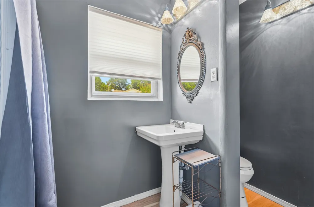 829 W 22nd Ada, OK 74820