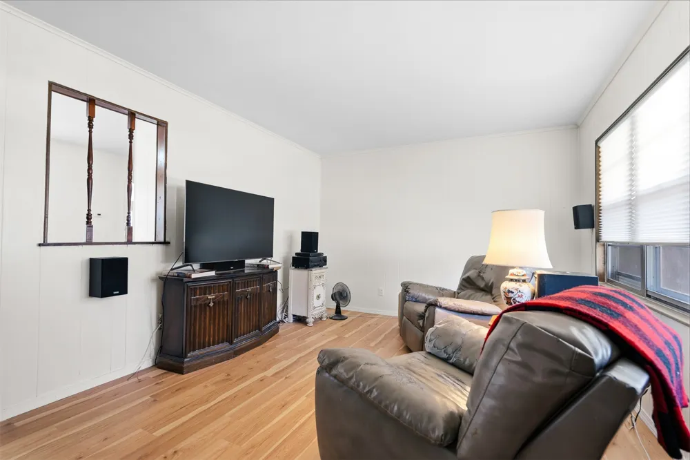 829 W 22nd Ada, OK 74820